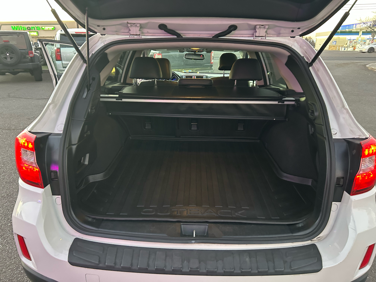 Subaru Outback 3.6R Limited 2015