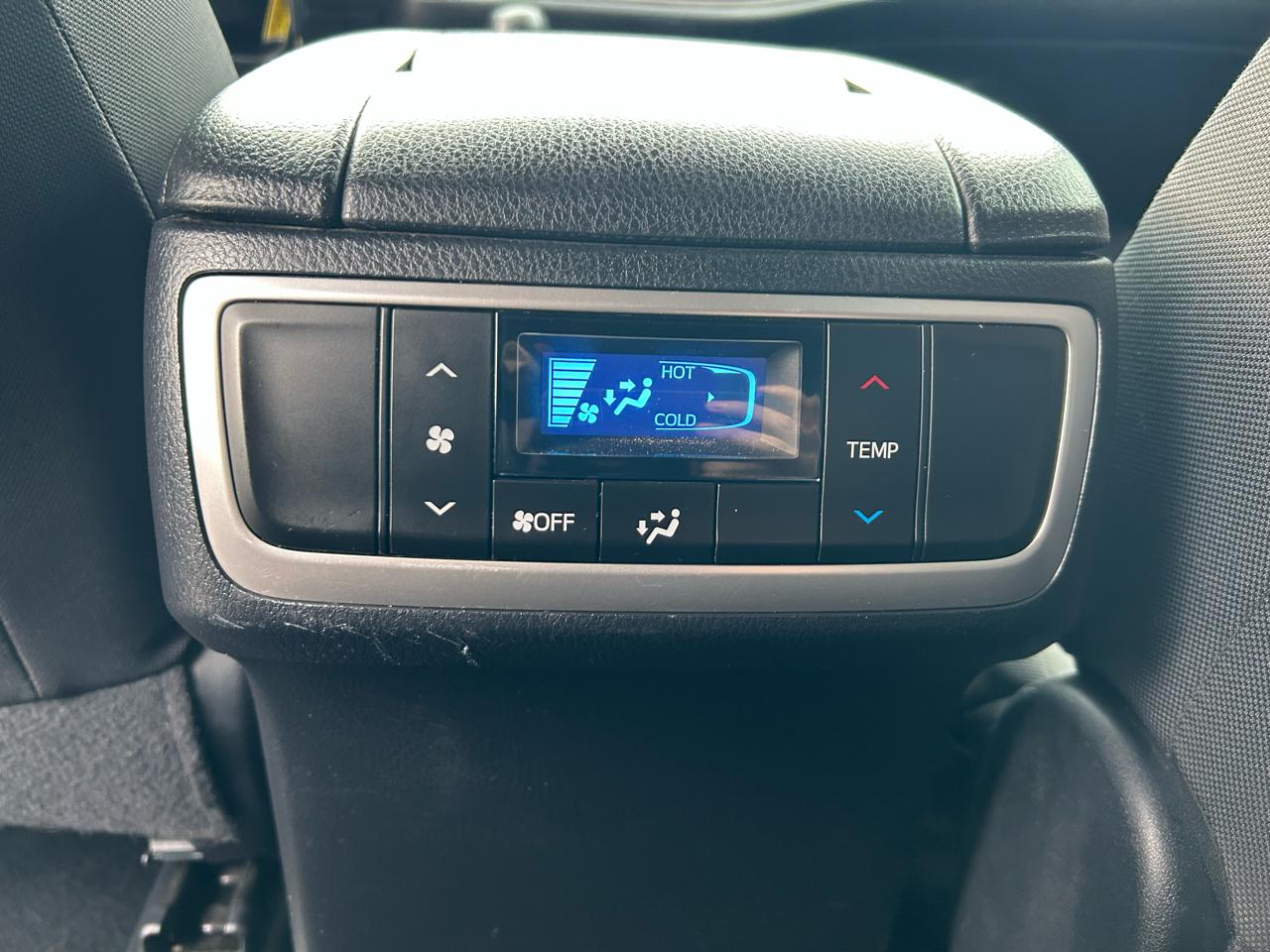 Toyota Highlander LE Plus AWD V6 2018