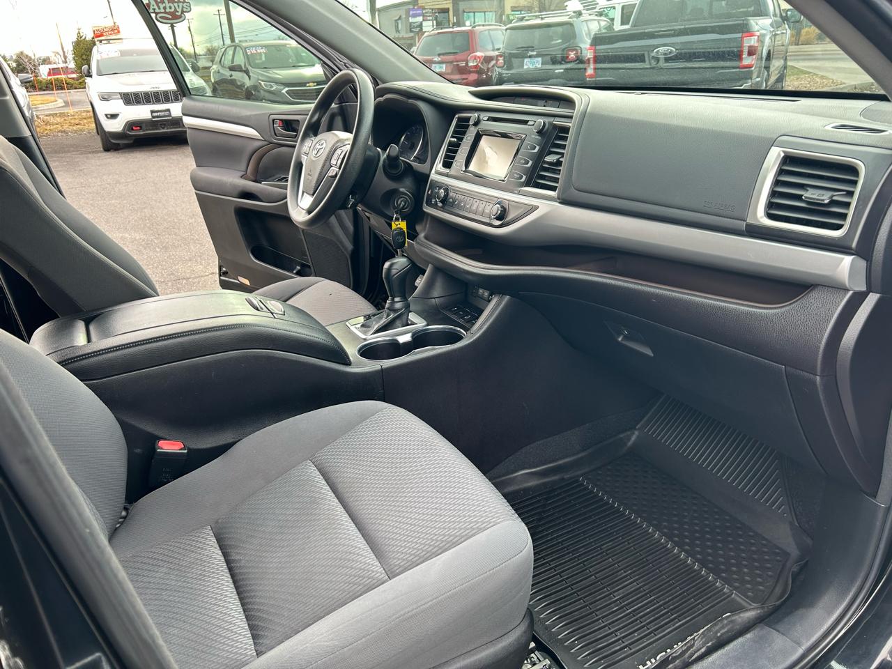 Toyota Highlander LE Plus AWD V6 2018