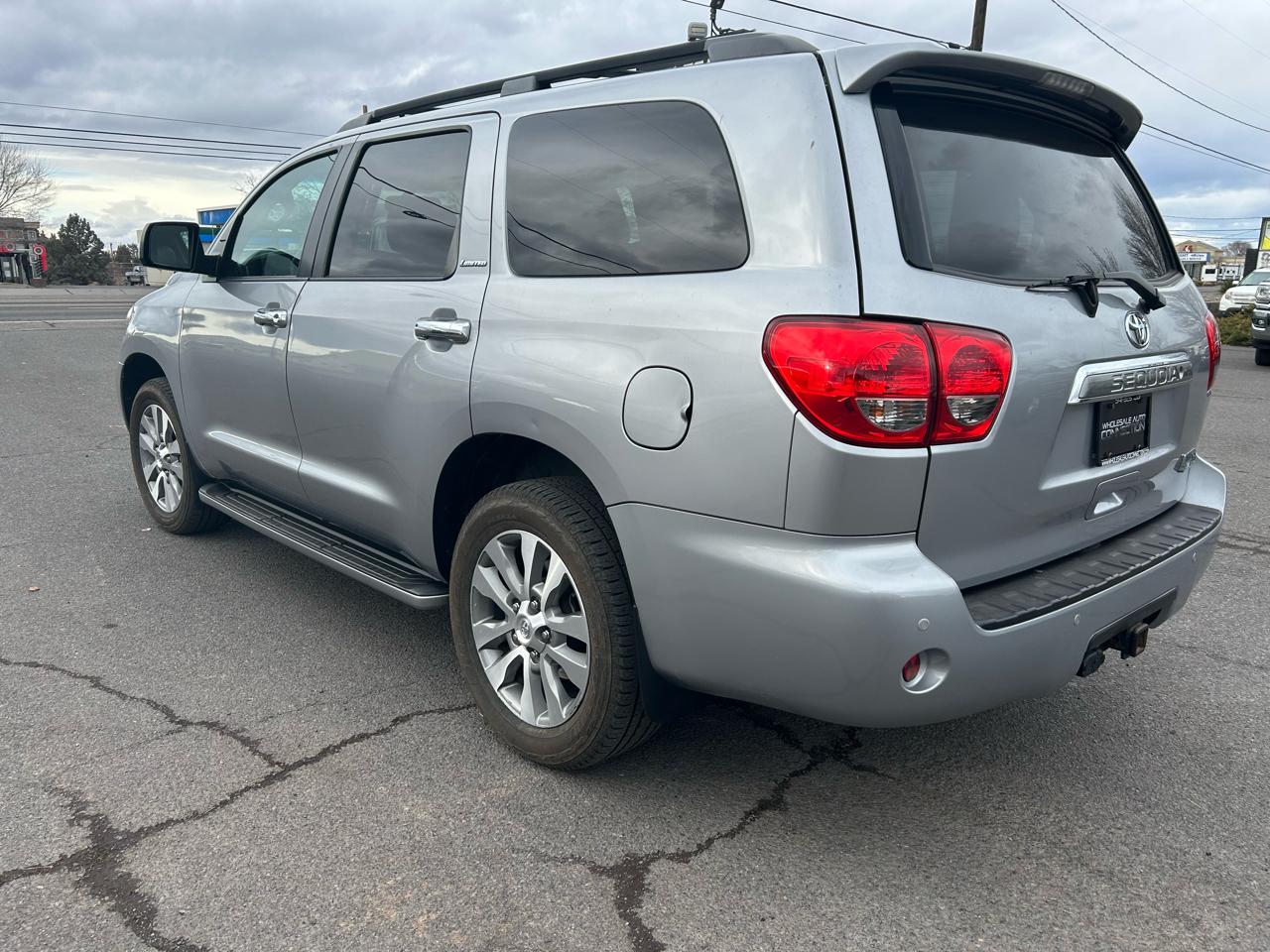Toyota Sequoia Limited 4WD 2017