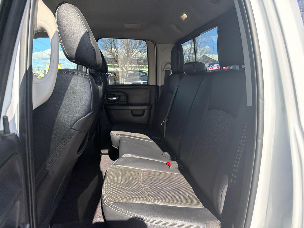 RAM 1500 4WD Quad Cab 140.5" Sport 2017