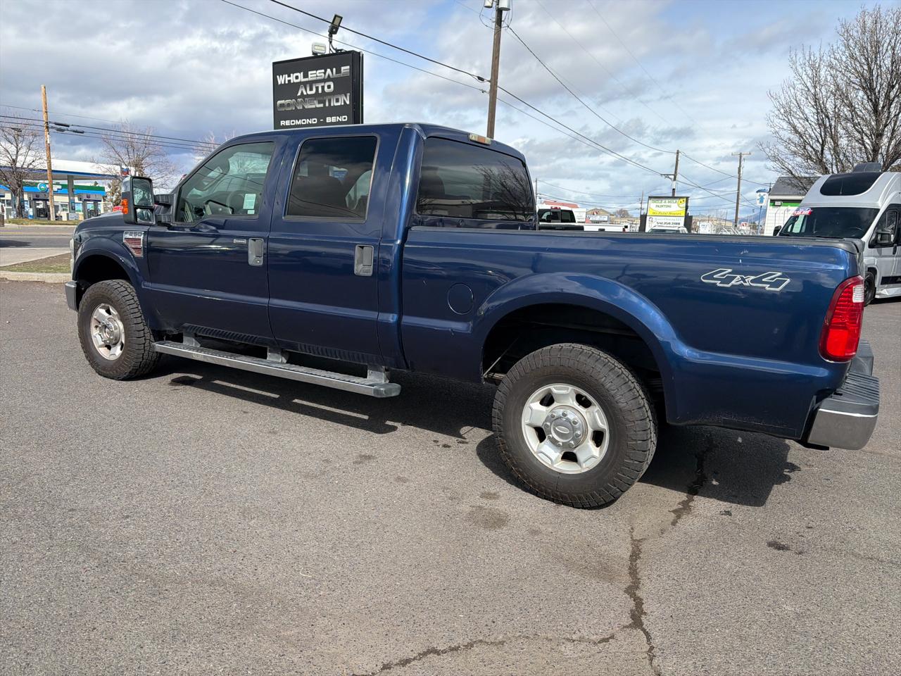 Ford F-250 SD XLT Crew Cab Short Bed 4WD 2010