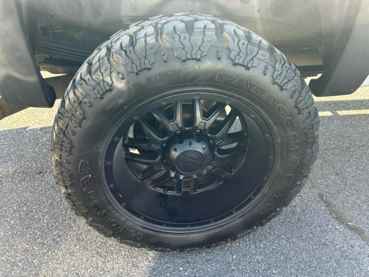 GMC Sierra 2500HD Denali Crew Cab 4WD 2011