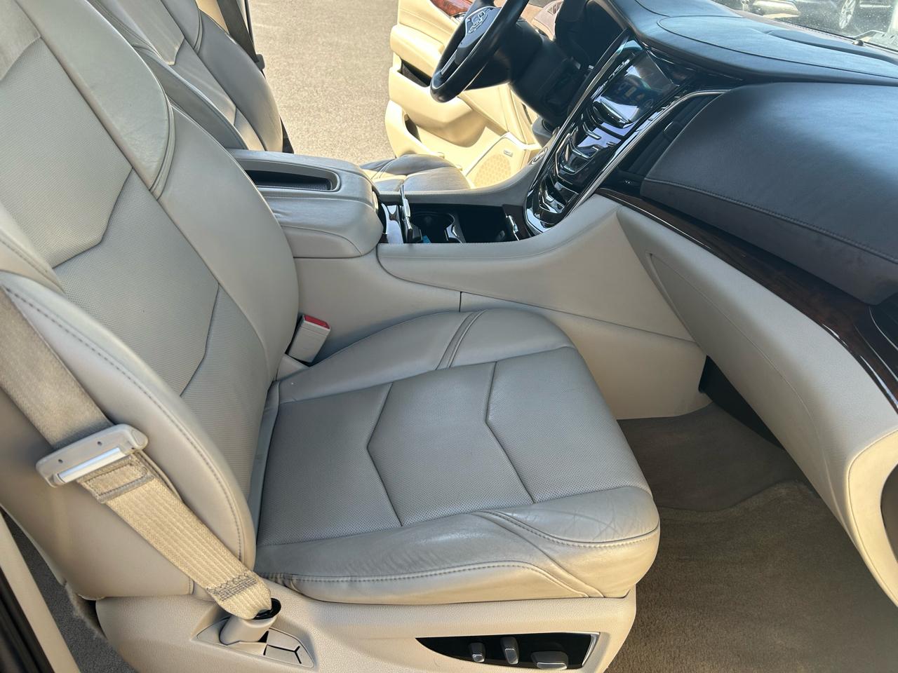 Cadillac Escalade Premium 4WD 2015