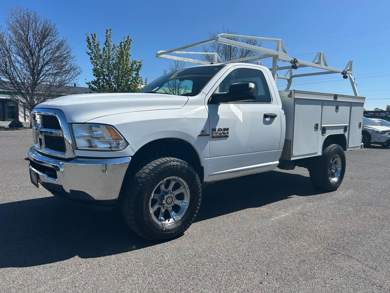 RAM 2500 ST 4WD 2014