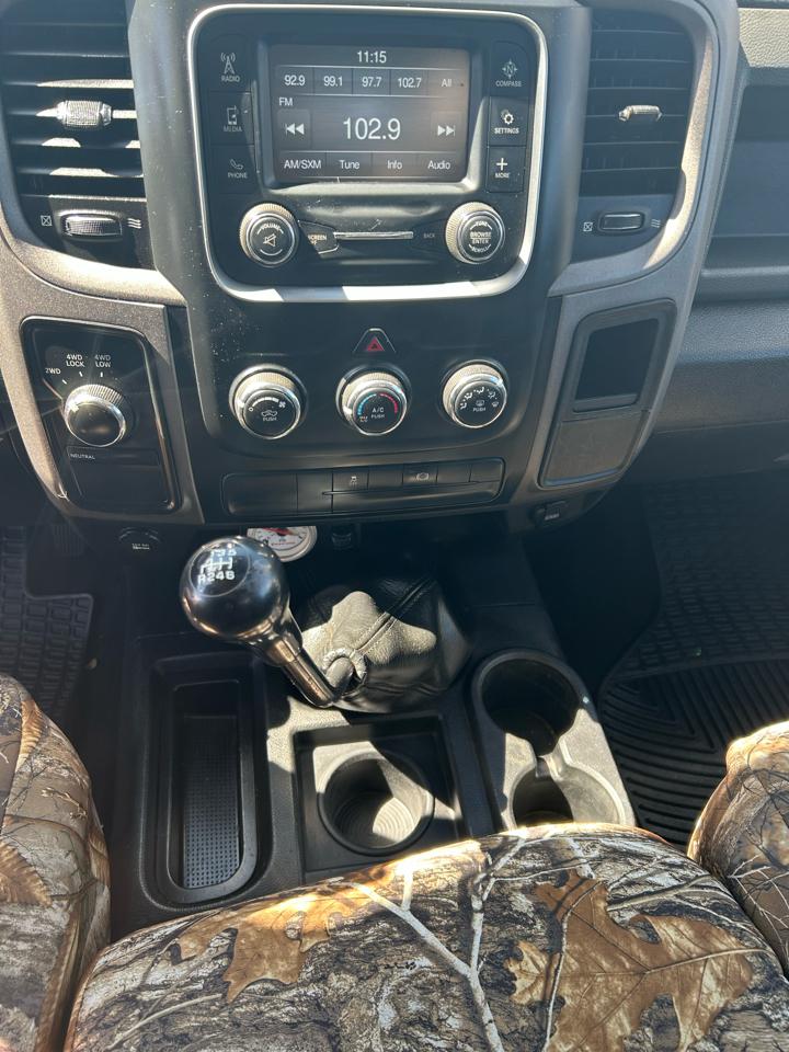 RAM 2500 ST 4WD 2014