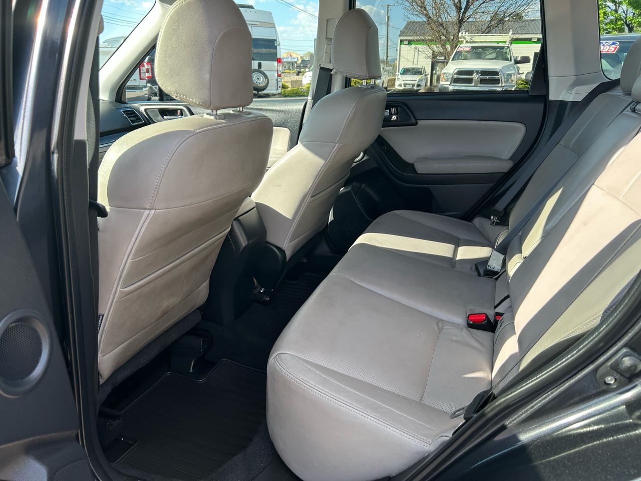 Subaru Forester 2.5i Limited w/EyeSight Pkg 2017