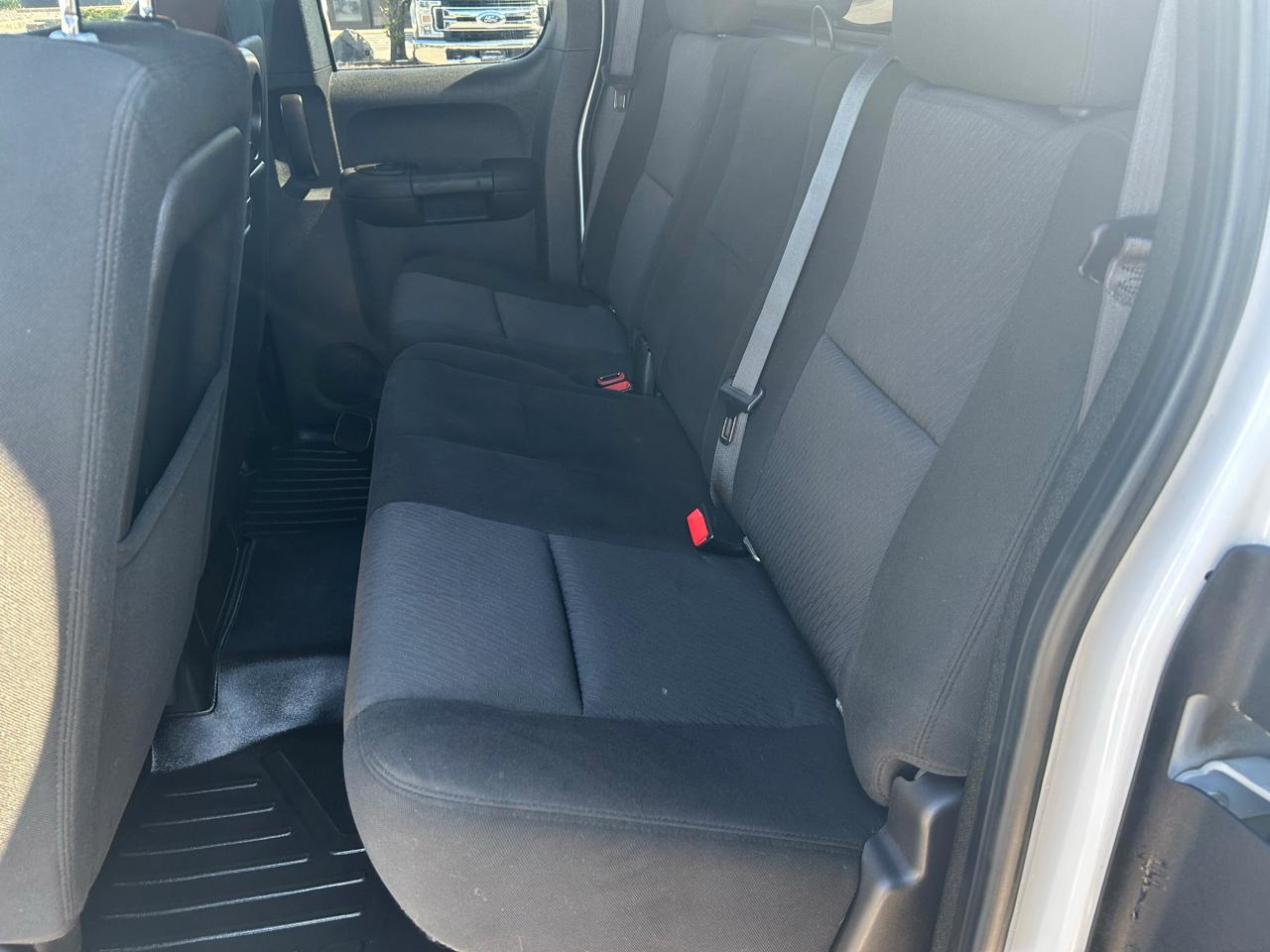 Chevrolet Silverado 1500 1LT Double Cab 4WD 2010