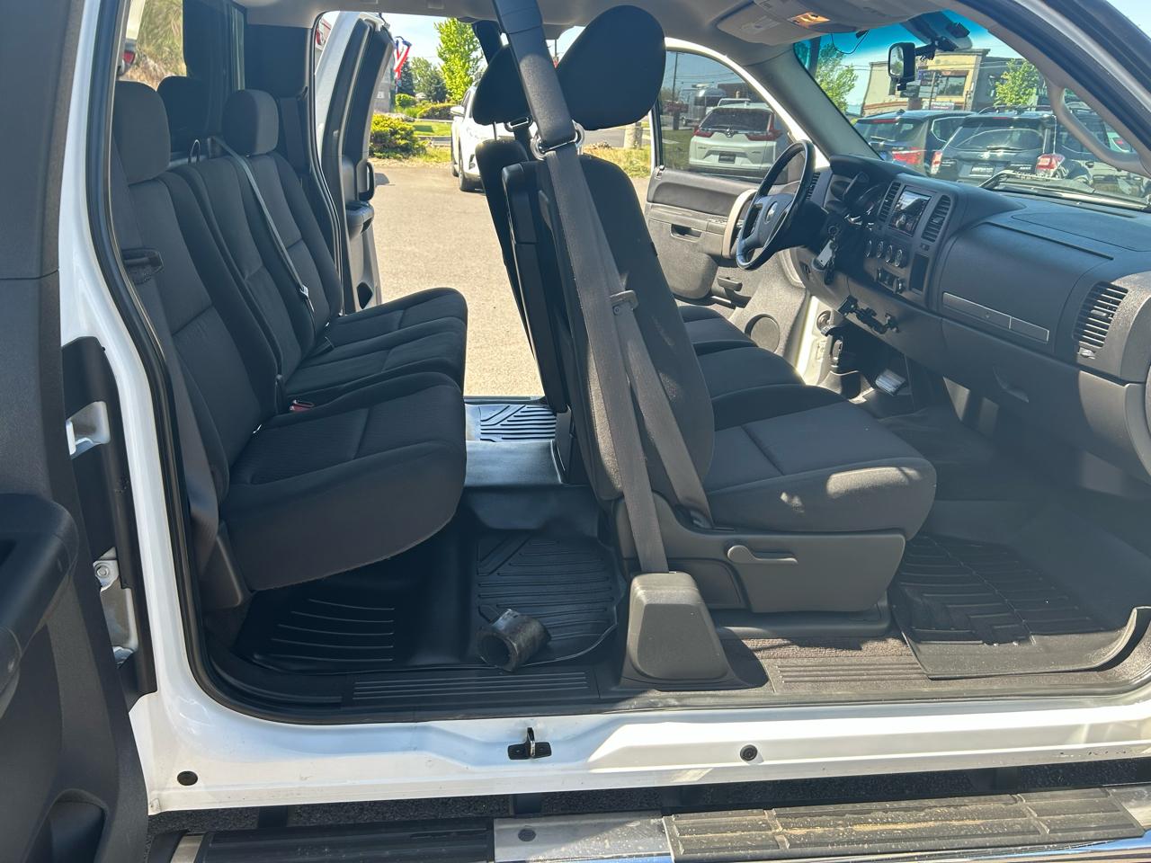 Chevrolet Silverado 1500 1LT Double Cab 4WD 2010
