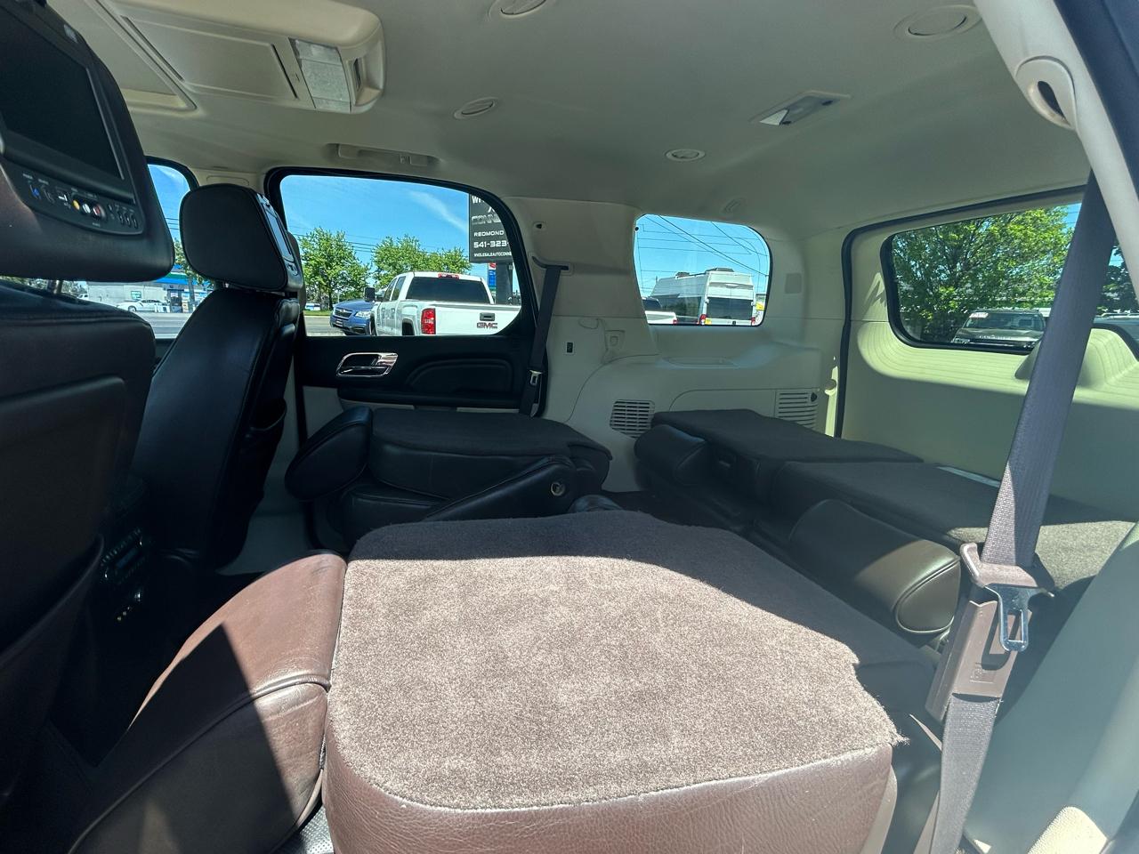 Cadillac Escalade Platinum AWD 2014