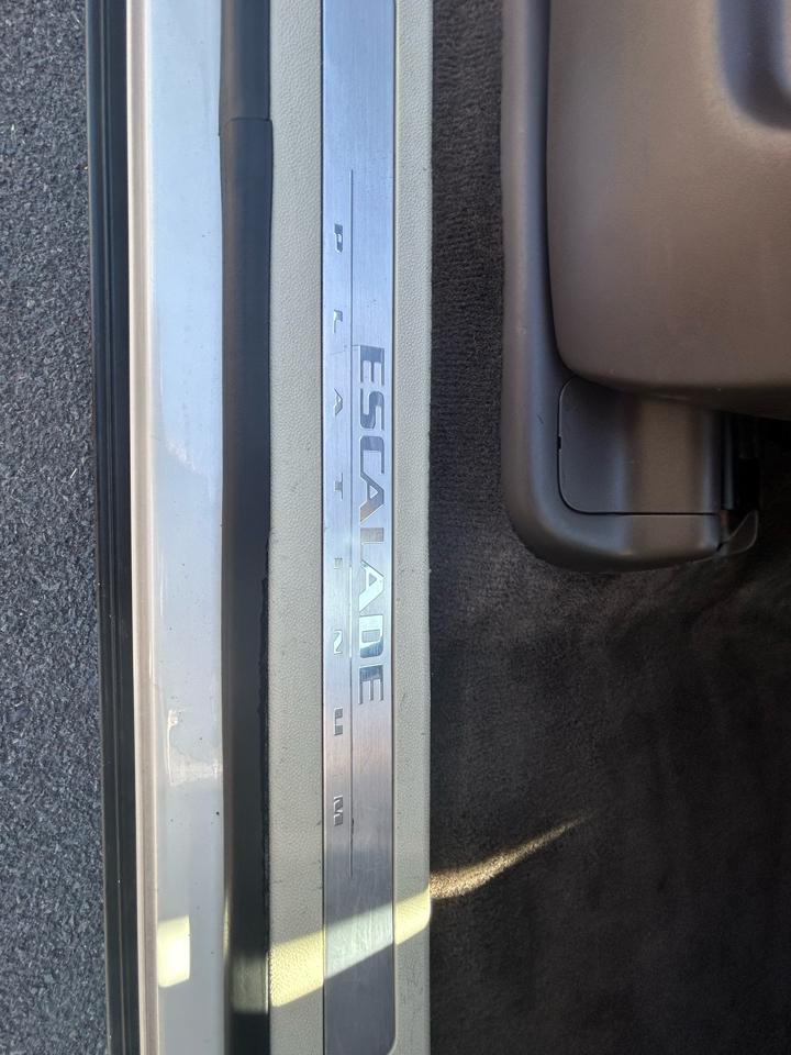 Cadillac Escalade Platinum AWD 2014