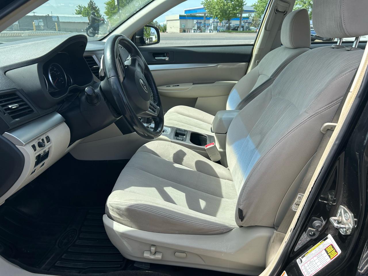 Subaru Legacy 2.5i Premium 2014