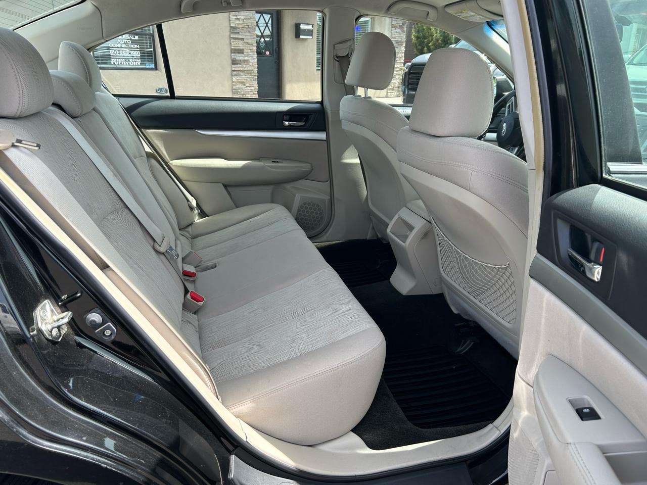 Subaru Legacy 2.5i Premium 2014