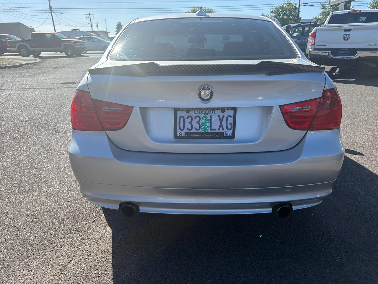 BMW 3-Series 335i xDrive 2010