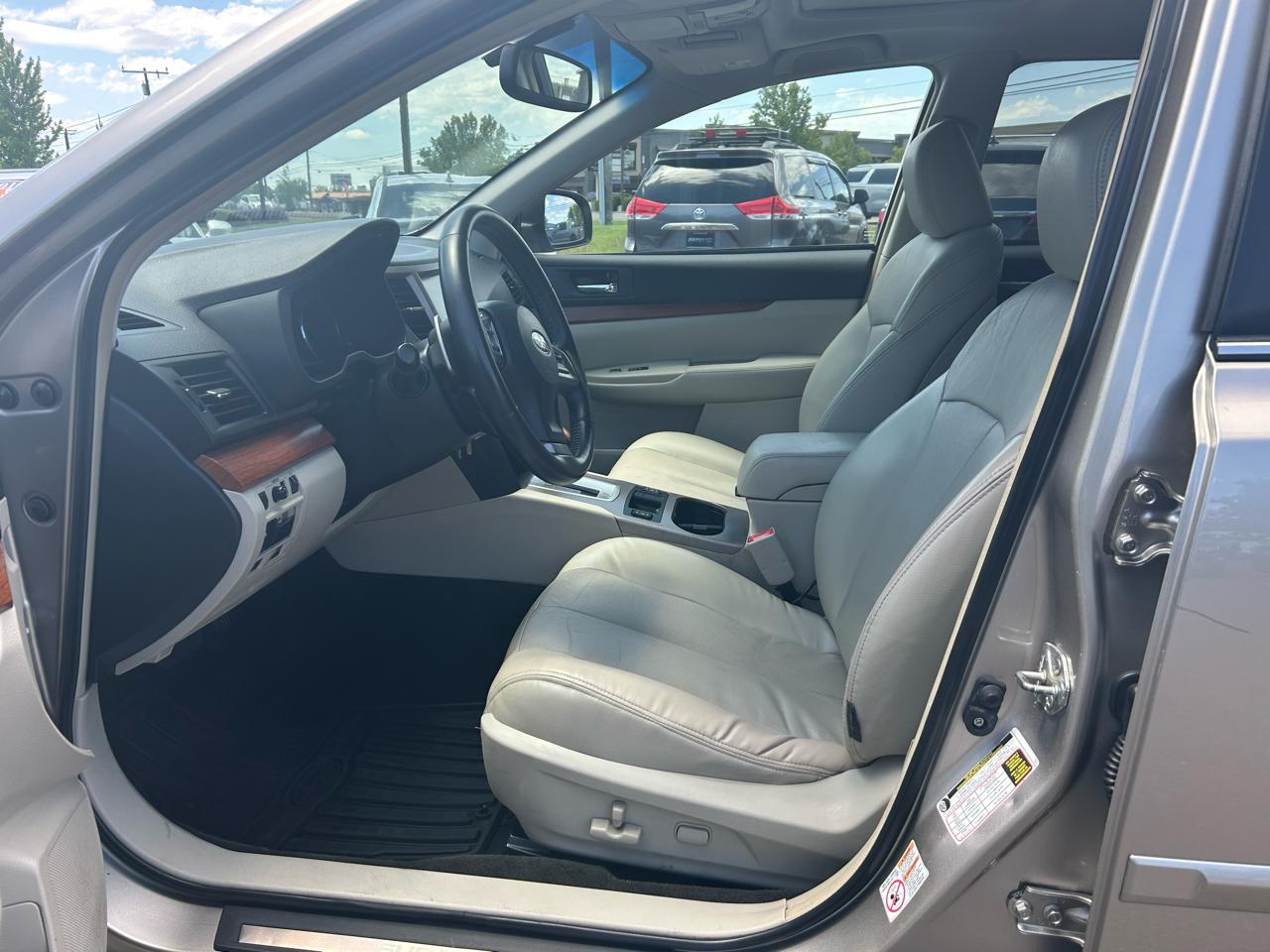 Subaru Outback 3.6R Limited 2014