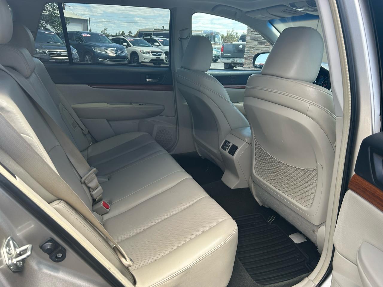 Subaru Outback 3.6R Limited 2014