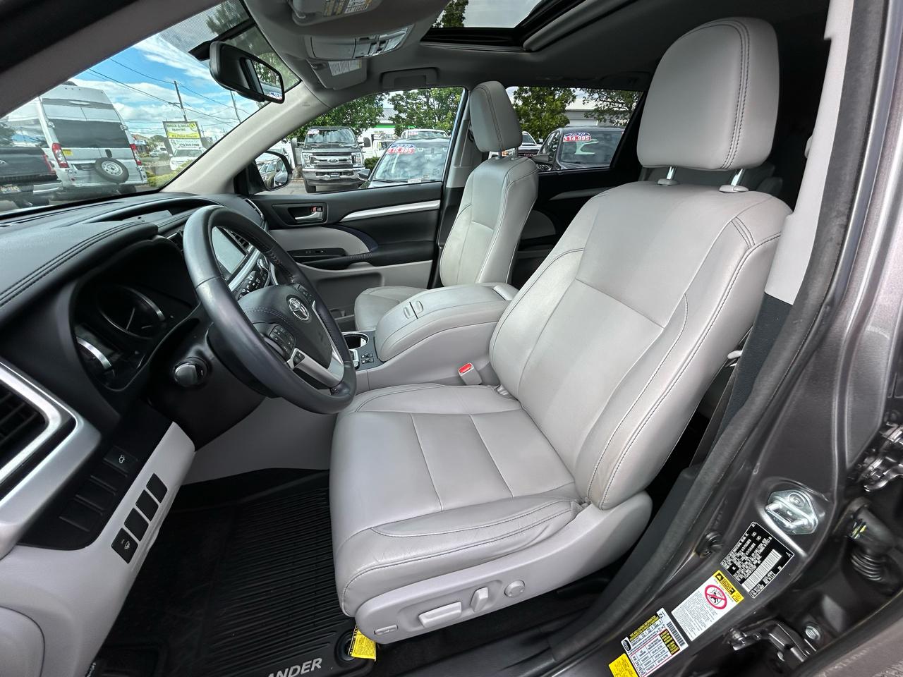 Toyota Highlander XLE AWD V6 2015