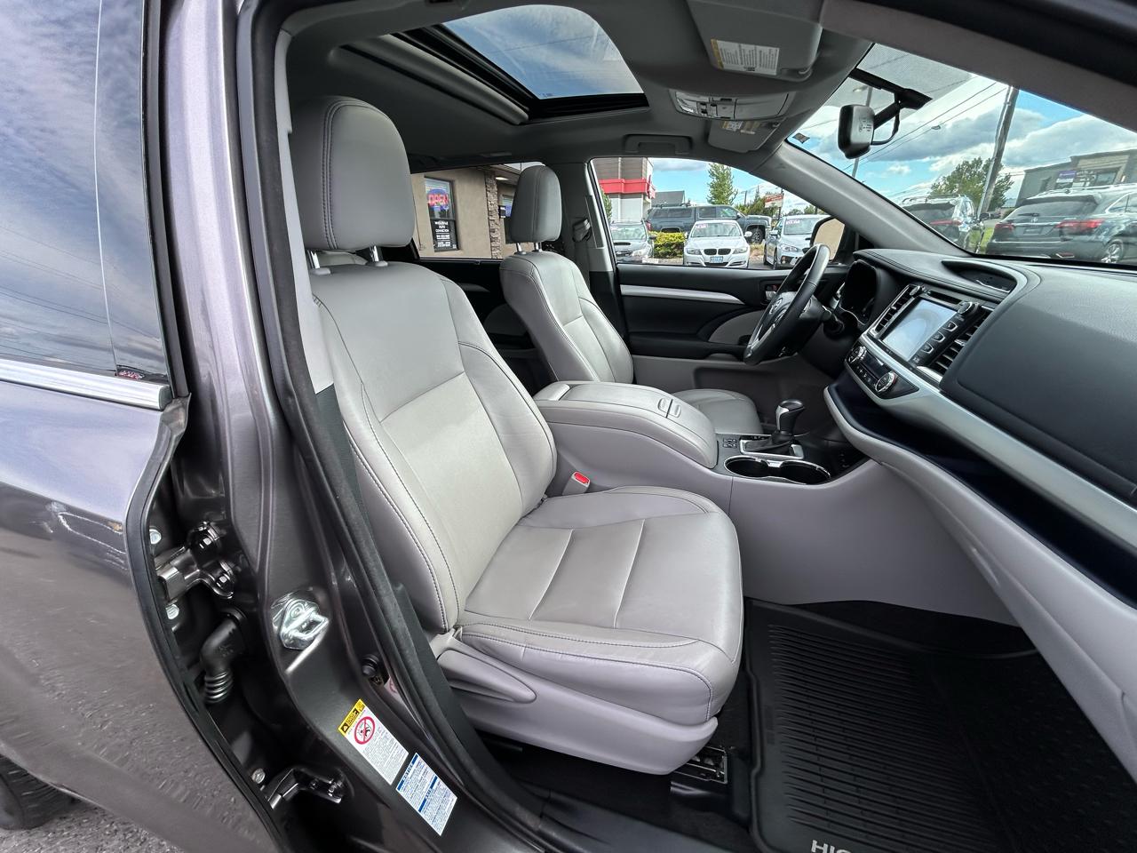 Toyota Highlander XLE AWD V6 2015