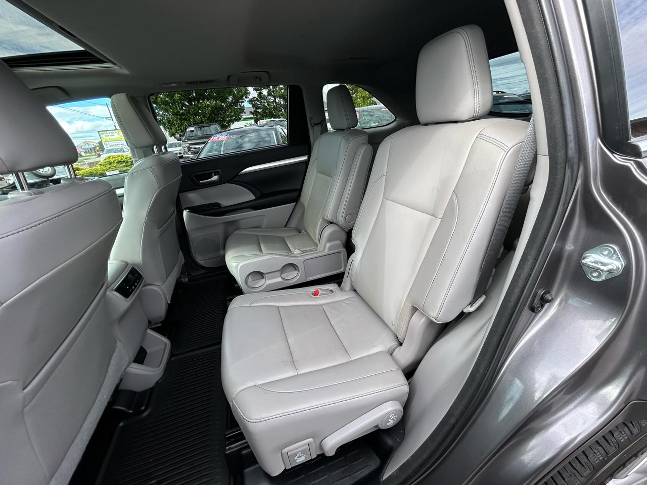 Toyota Highlander XLE AWD V6 2015