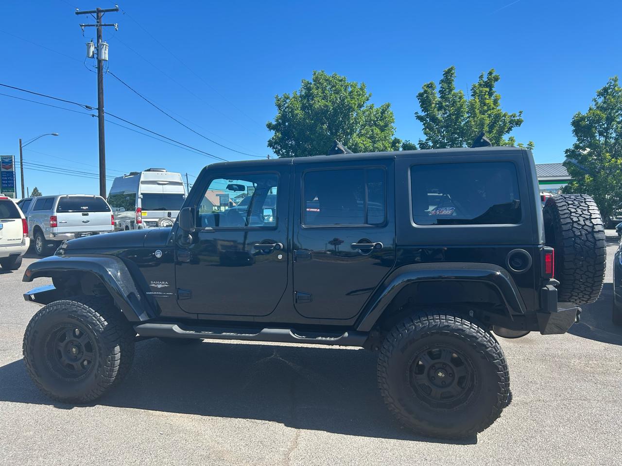 Jeep Wrangler Unlimited Sahara 4WD 2012