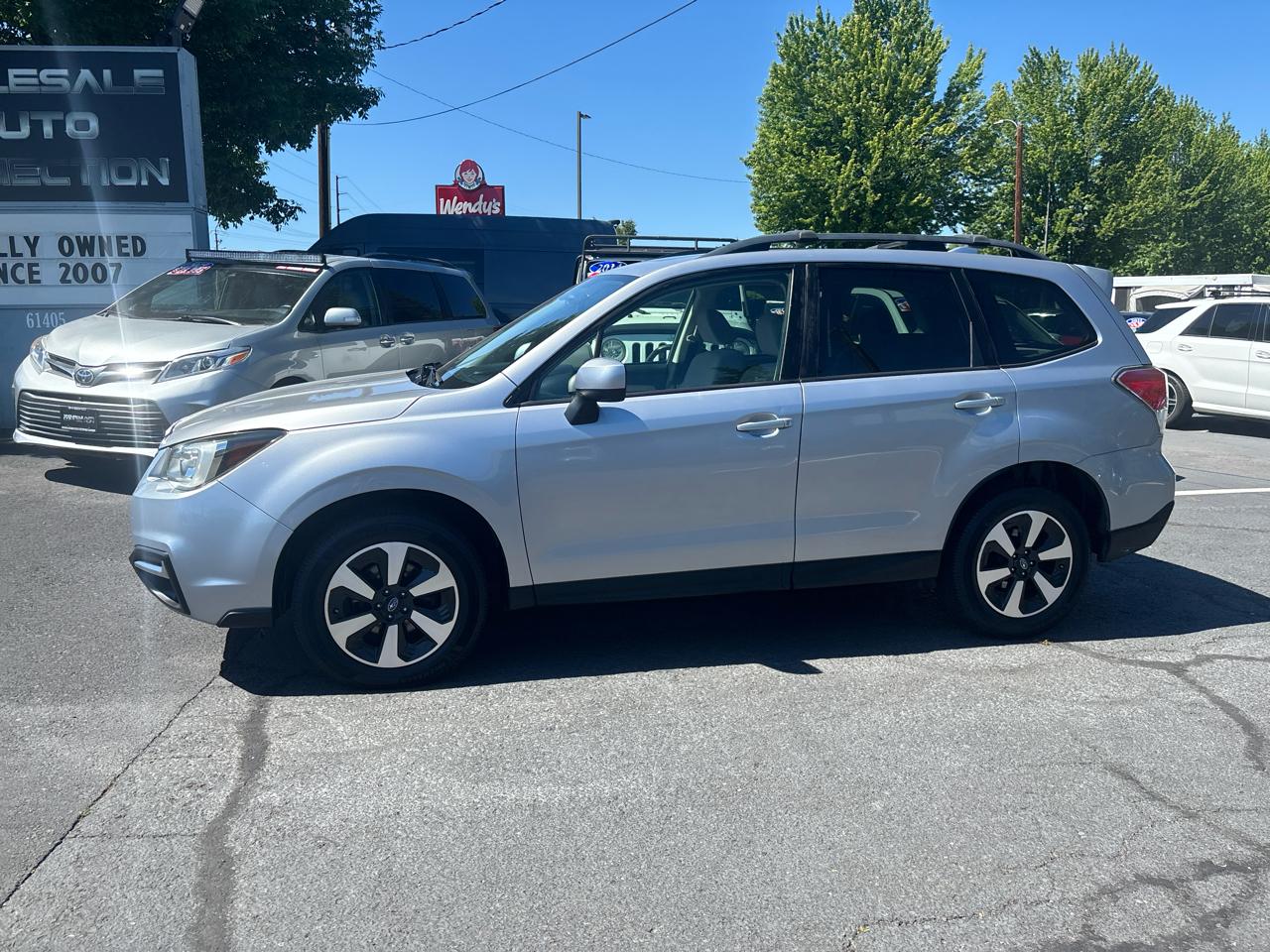 Subaru Forester 2.5i Premium PZEV CVT 2017