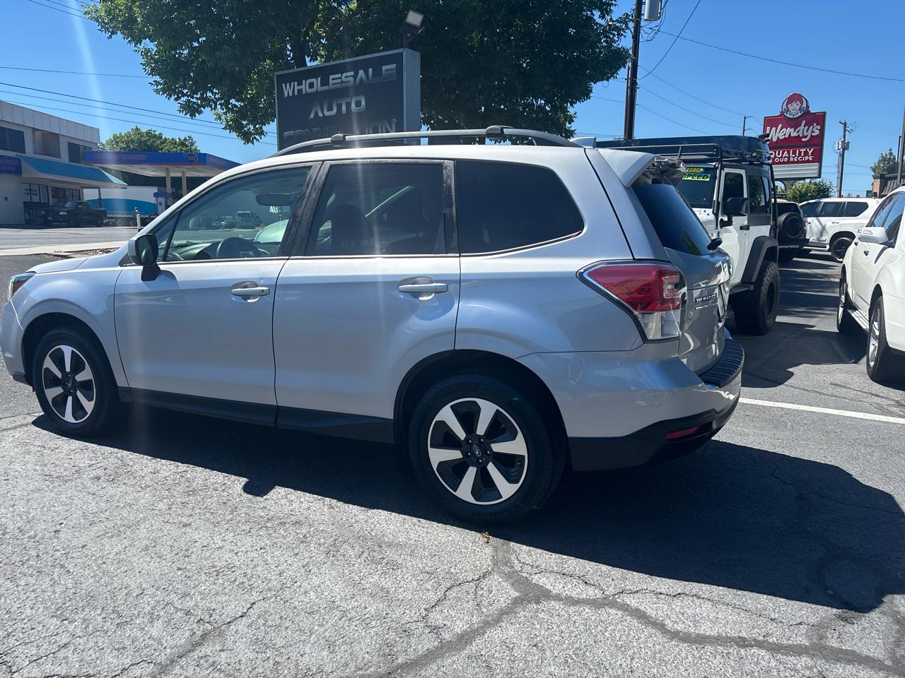 Subaru Forester 2.5i Premium PZEV CVT 2017