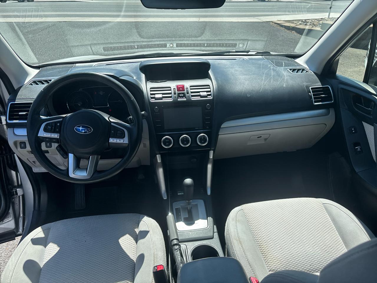 Subaru Forester 2.5i Premium PZEV CVT 2017