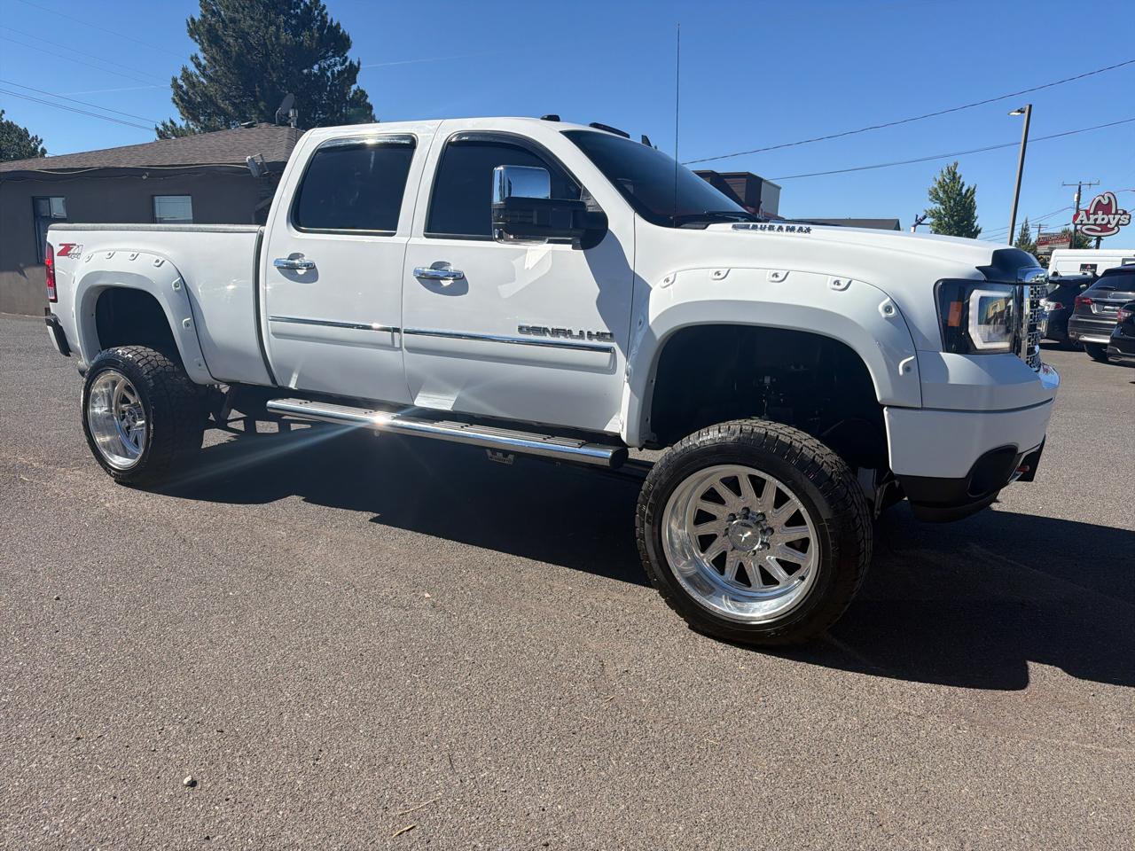 GMC Sierra 2500HD Denali Crew Cab 4WD 2012