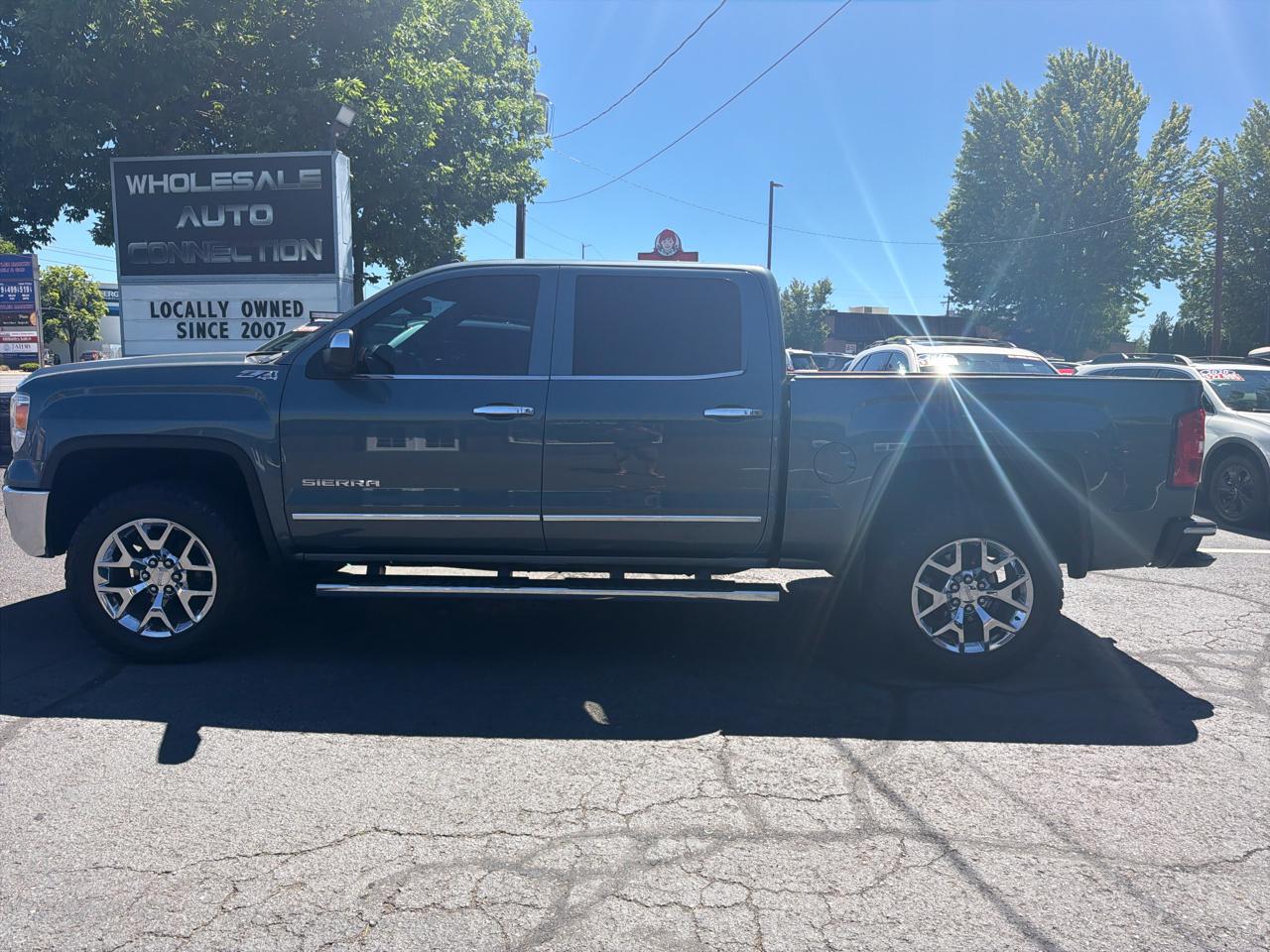 GMC Sierra 1500 4WD Crew Cab 147" SLT 2014