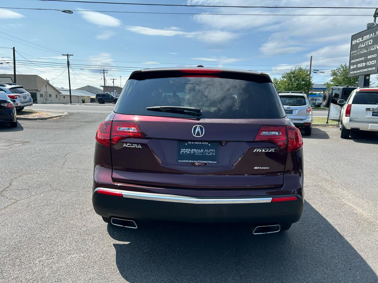 Acura MDX 6-Spd AT w/Tech Package 2011