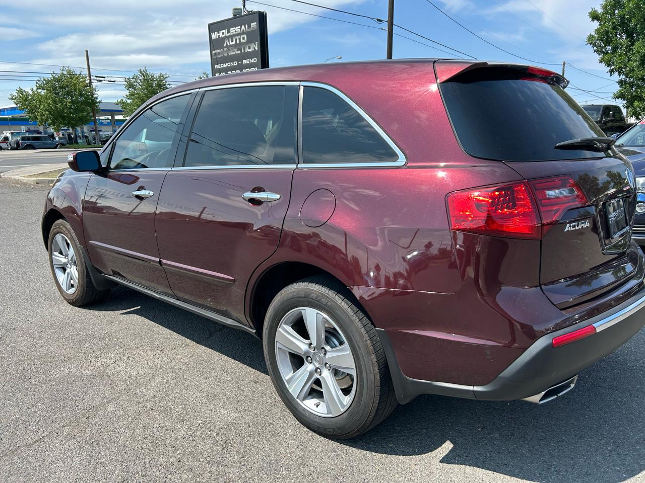 Acura MDX 6-Spd AT w/Tech Package 2011