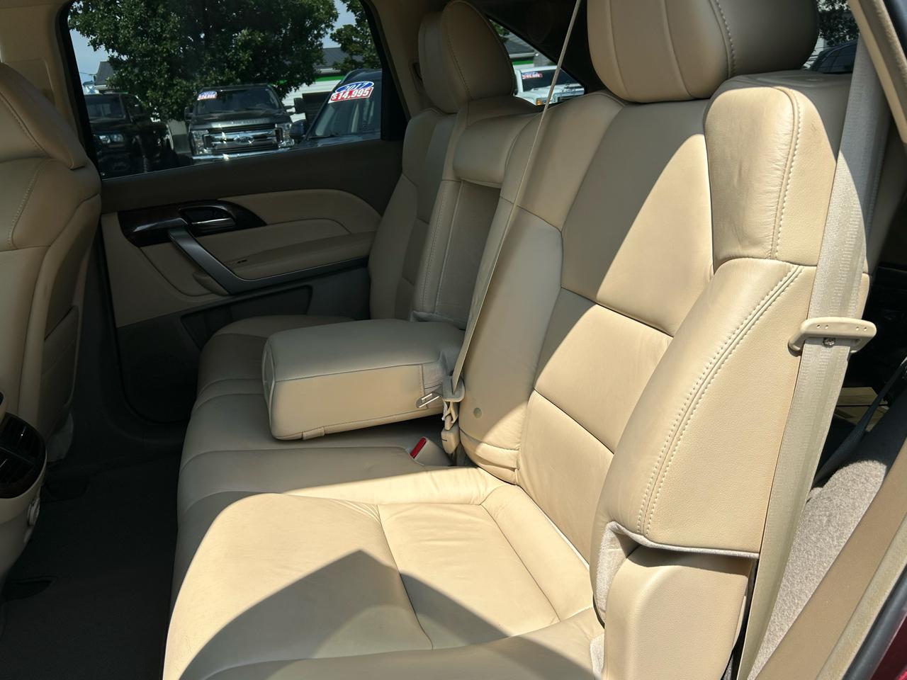 Acura MDX 6-Spd AT w/Tech Package 2011