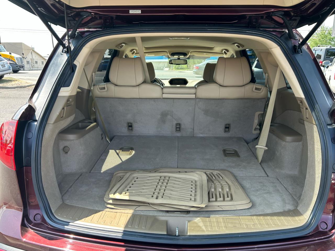 Acura MDX 6-Spd AT w/Tech Package 2011