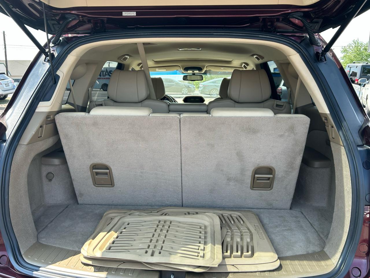 Acura MDX 6-Spd AT w/Tech Package 2011