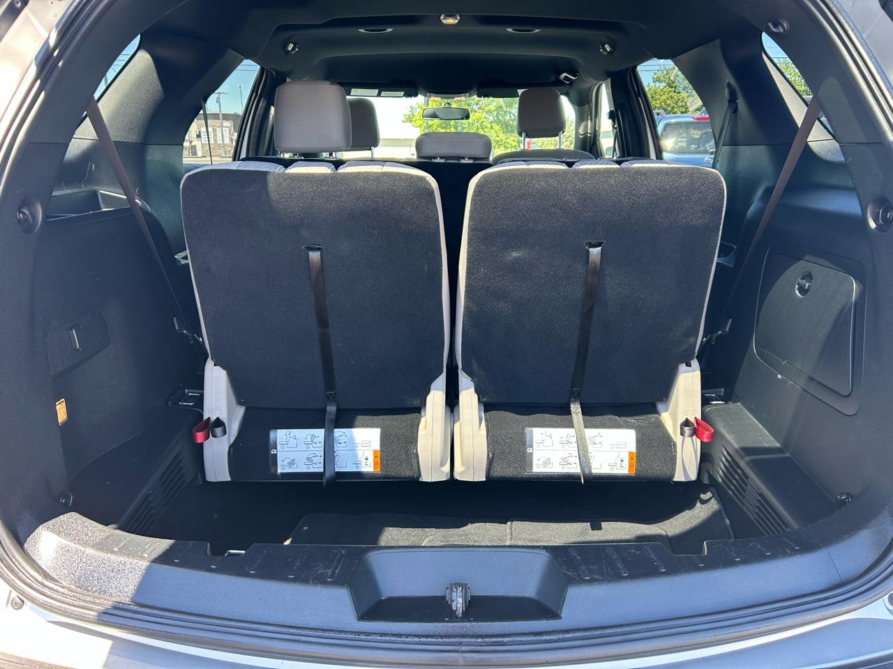 Ford Explorer Base 4WD 2018