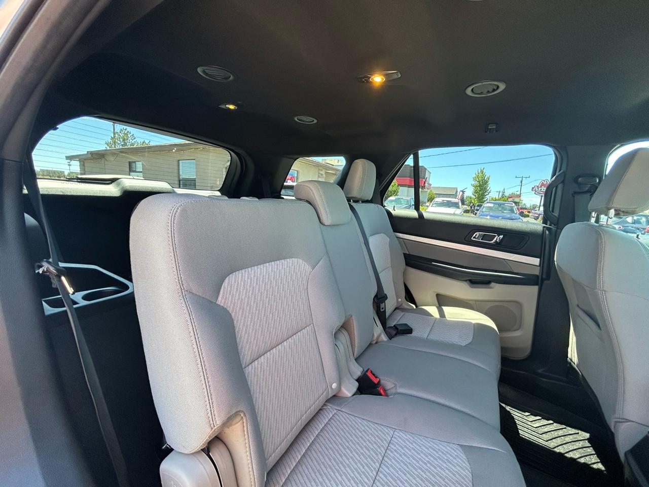Ford Explorer Base 4WD 2018