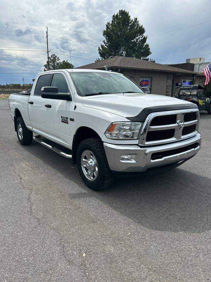 RAM 3500 SLT Crew Cab SWB 4WD 2017