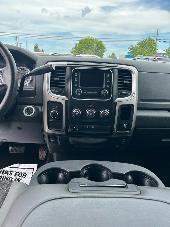 RAM 3500 SLT Crew Cab SWB 4WD 2017