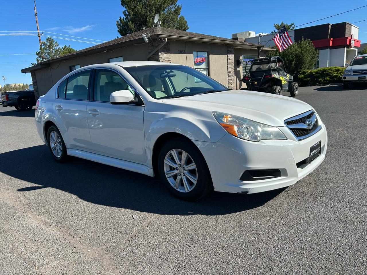 Subaru Legacy 2.5i Premium 2011
