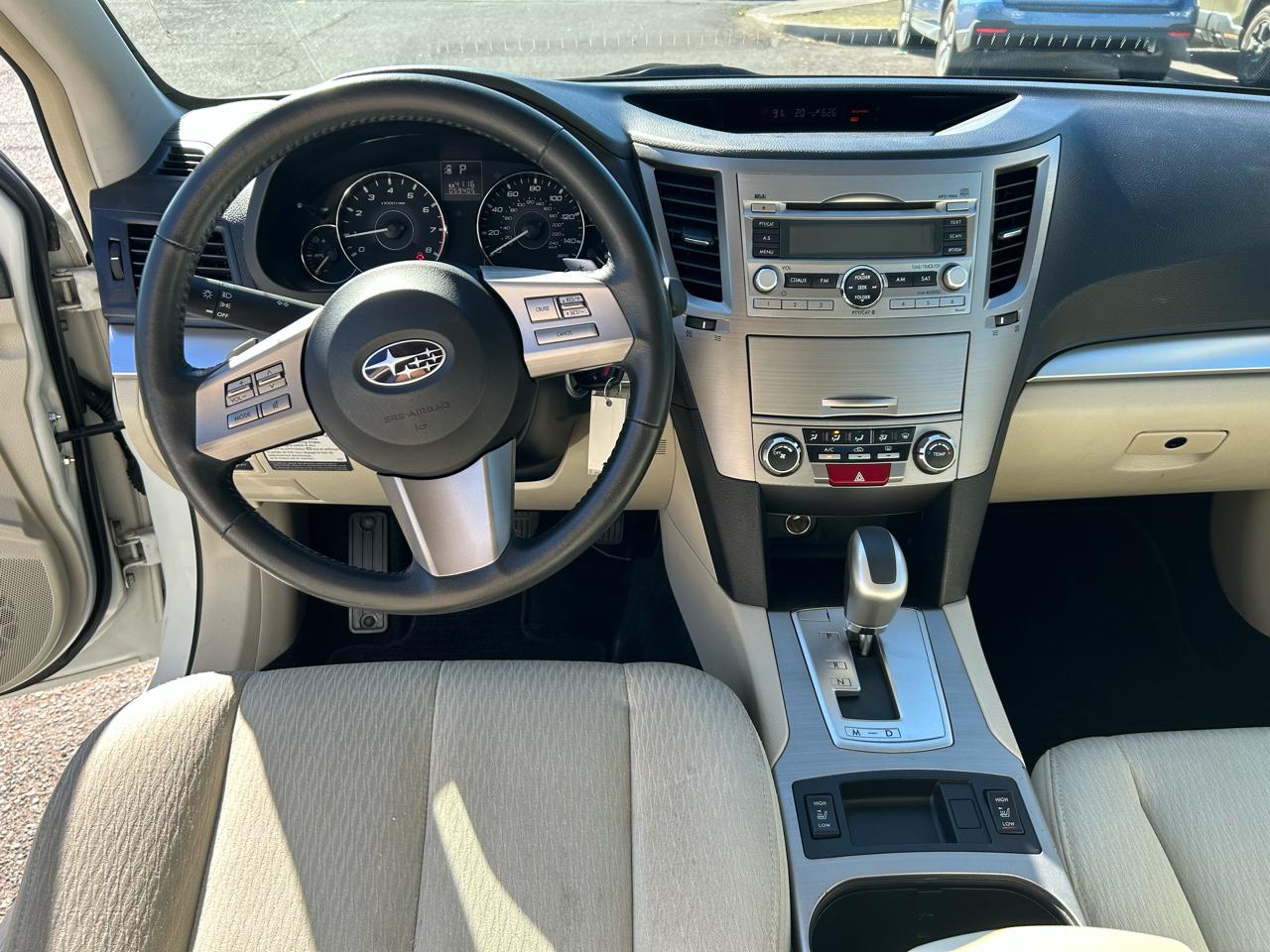 Subaru Legacy 2.5i Premium 2011