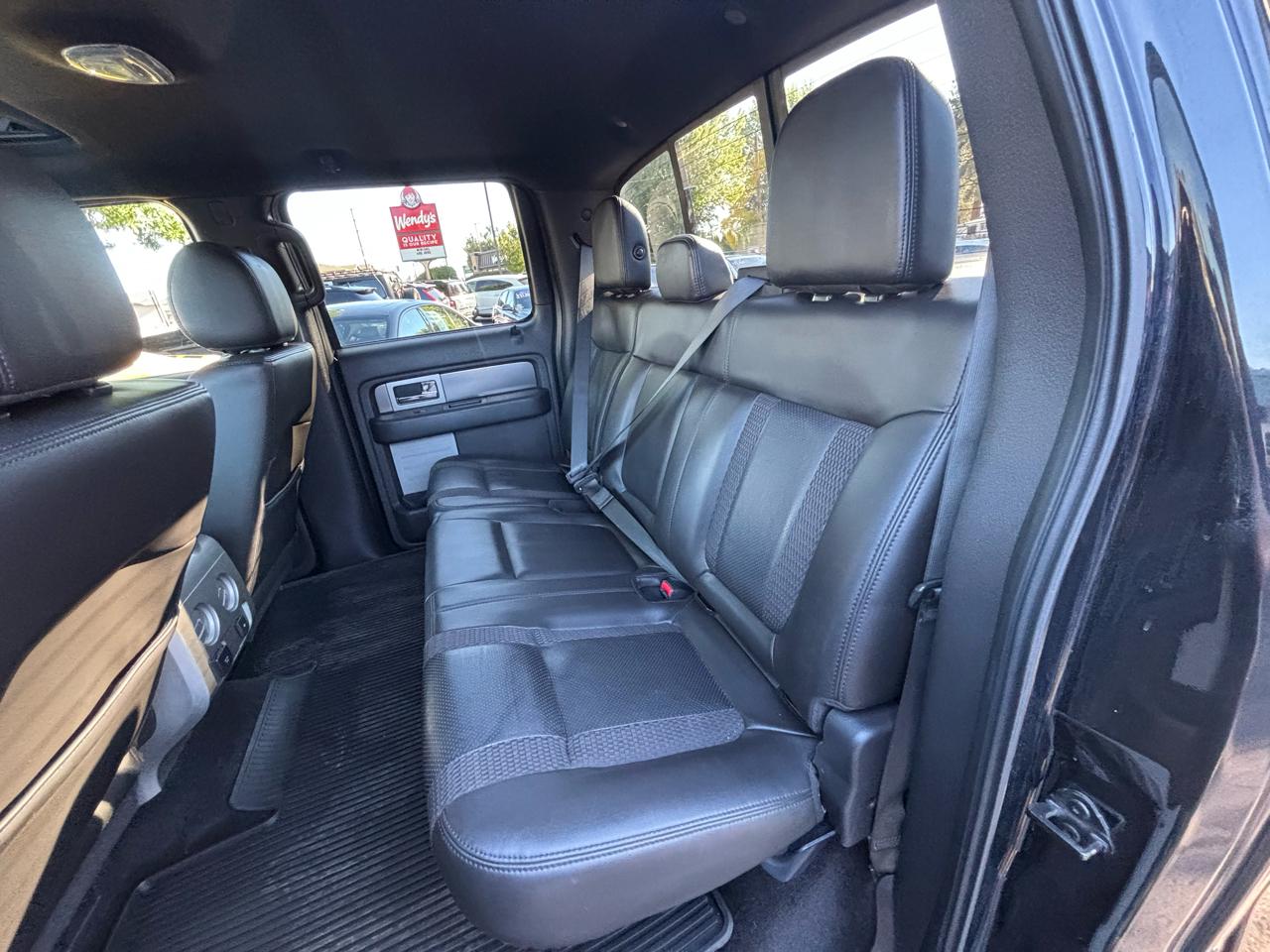 Ford F-150 4WD SuperCrew 145" SVT Raptor 2014