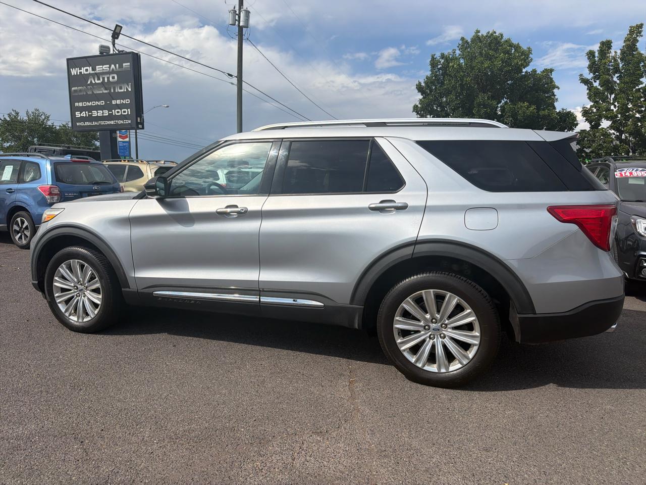 Ford Explorer Hybrid Limited AWD 2021