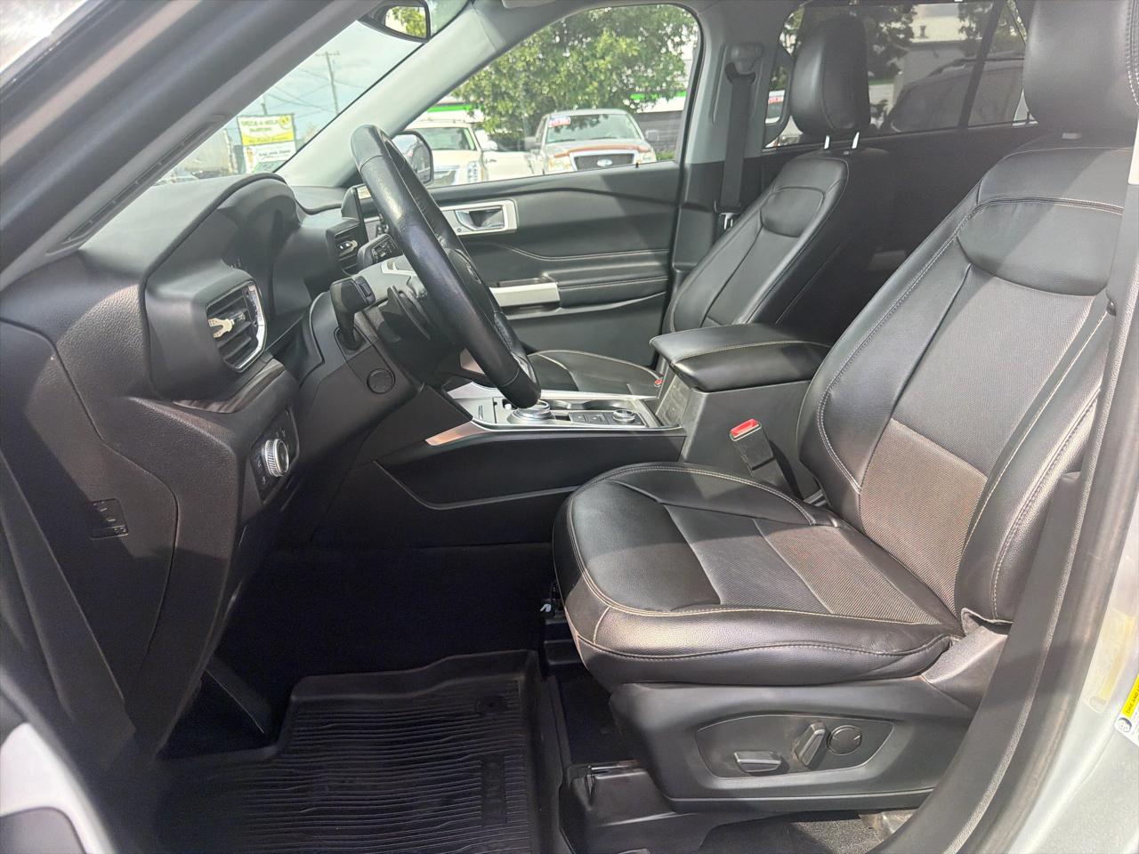 Ford Explorer Hybrid Limited AWD 2021