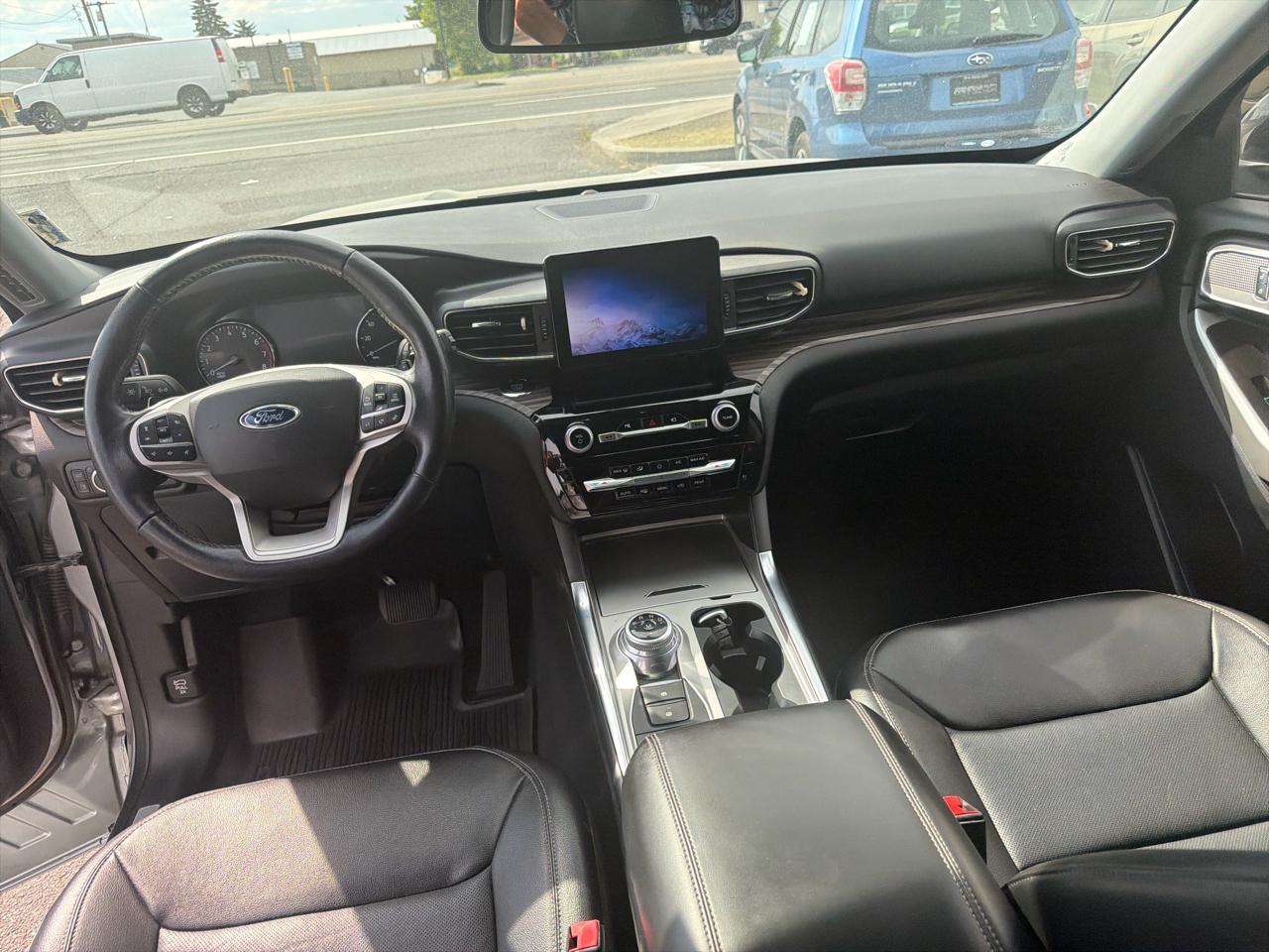 Ford Explorer Hybrid Limited AWD 2021