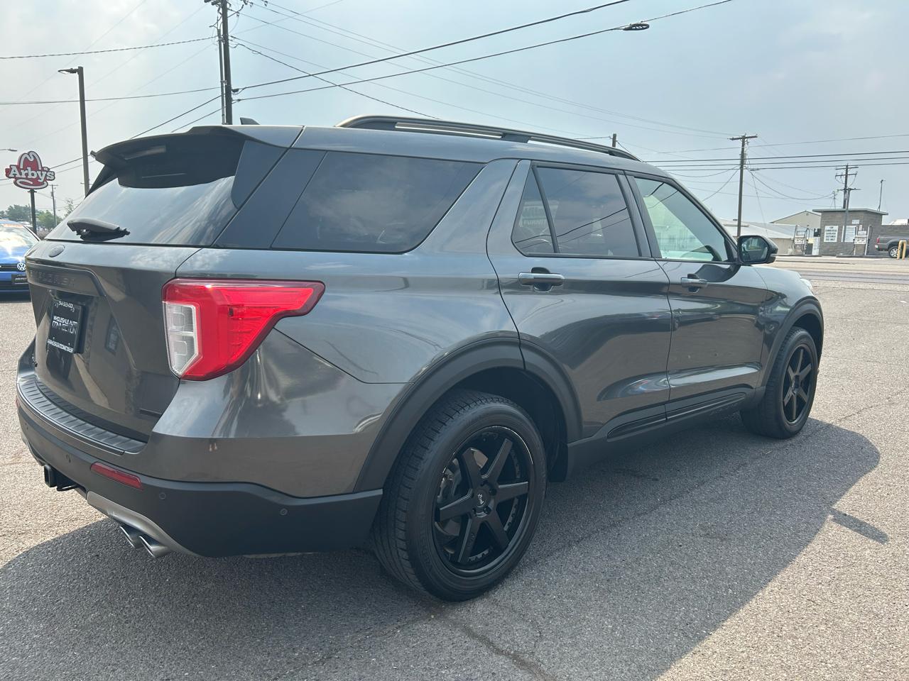 Ford Explorer Platinum AWD 2020