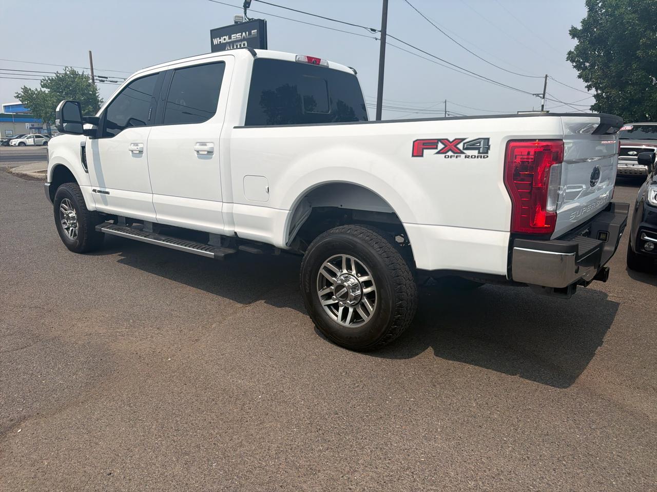 Ford F-350 SD Lariat Crew Cab 4WD 2018
