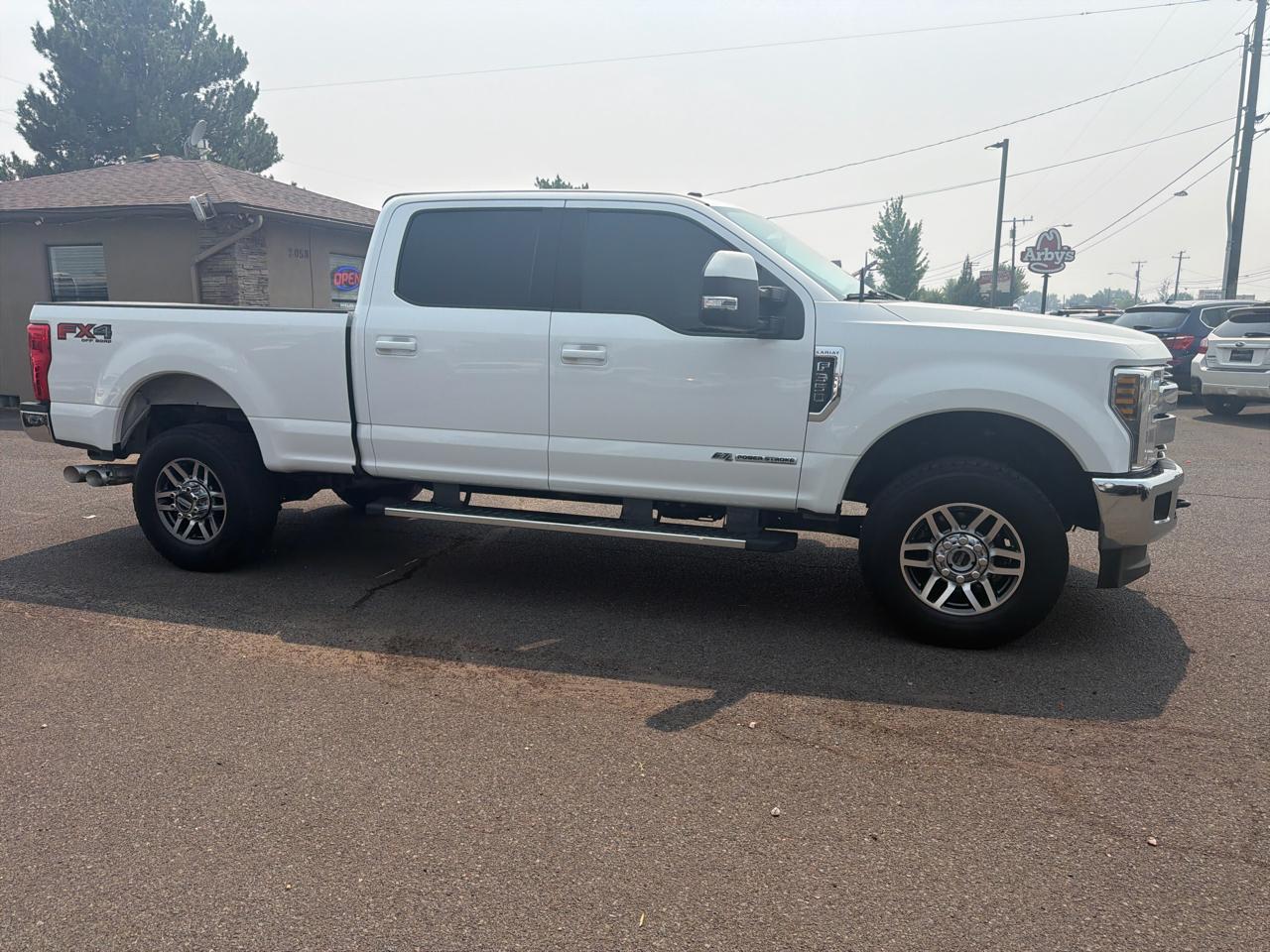 Ford F-350 SD Lariat Crew Cab 4WD 2018