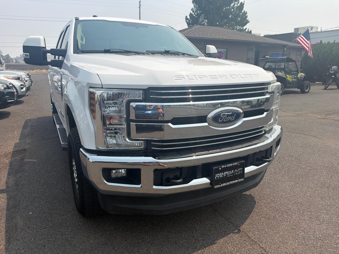 Ford F-350 SD Lariat Crew Cab 4WD 2018