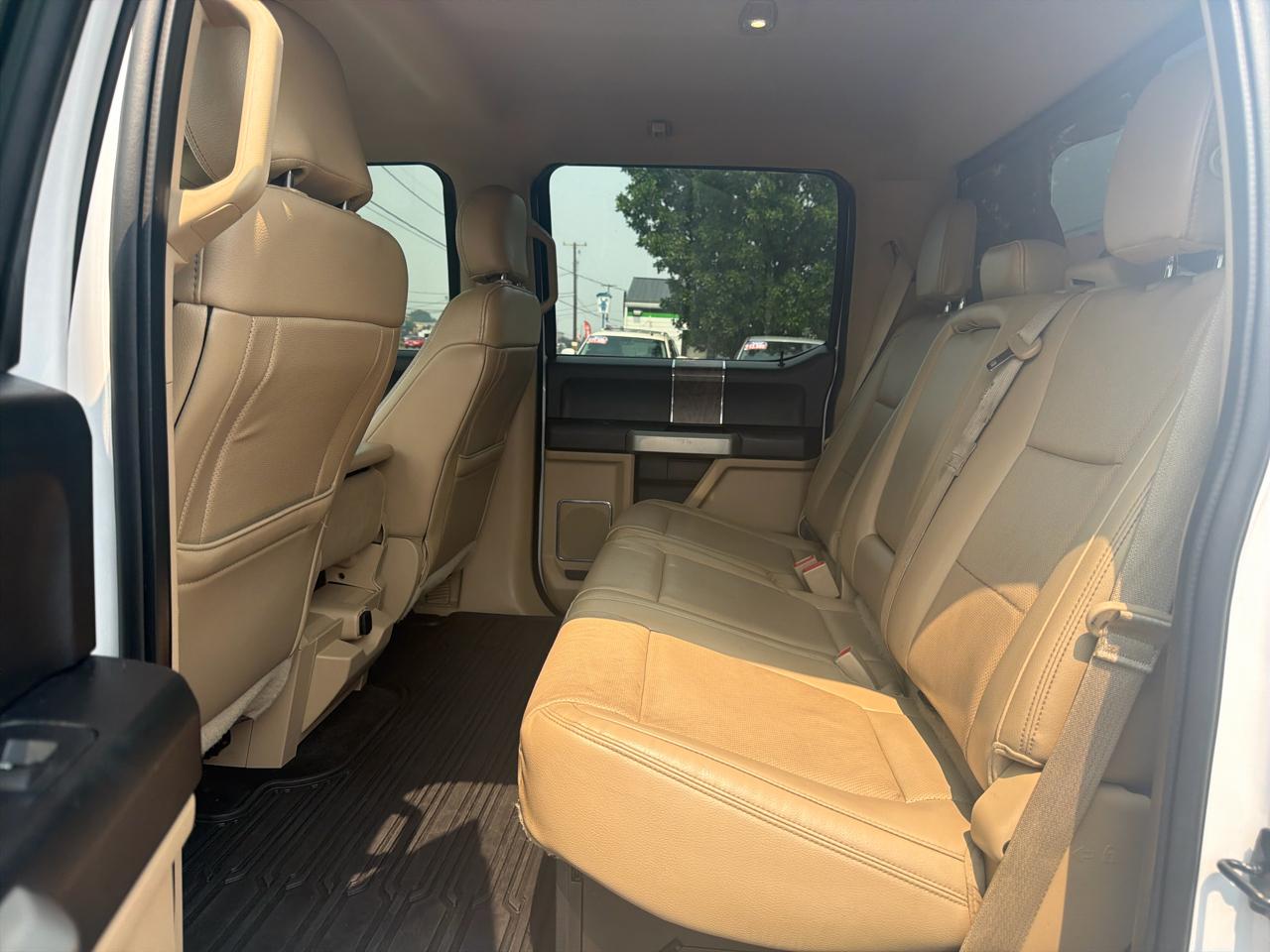 Ford F-350 SD Lariat Crew Cab 4WD 2018