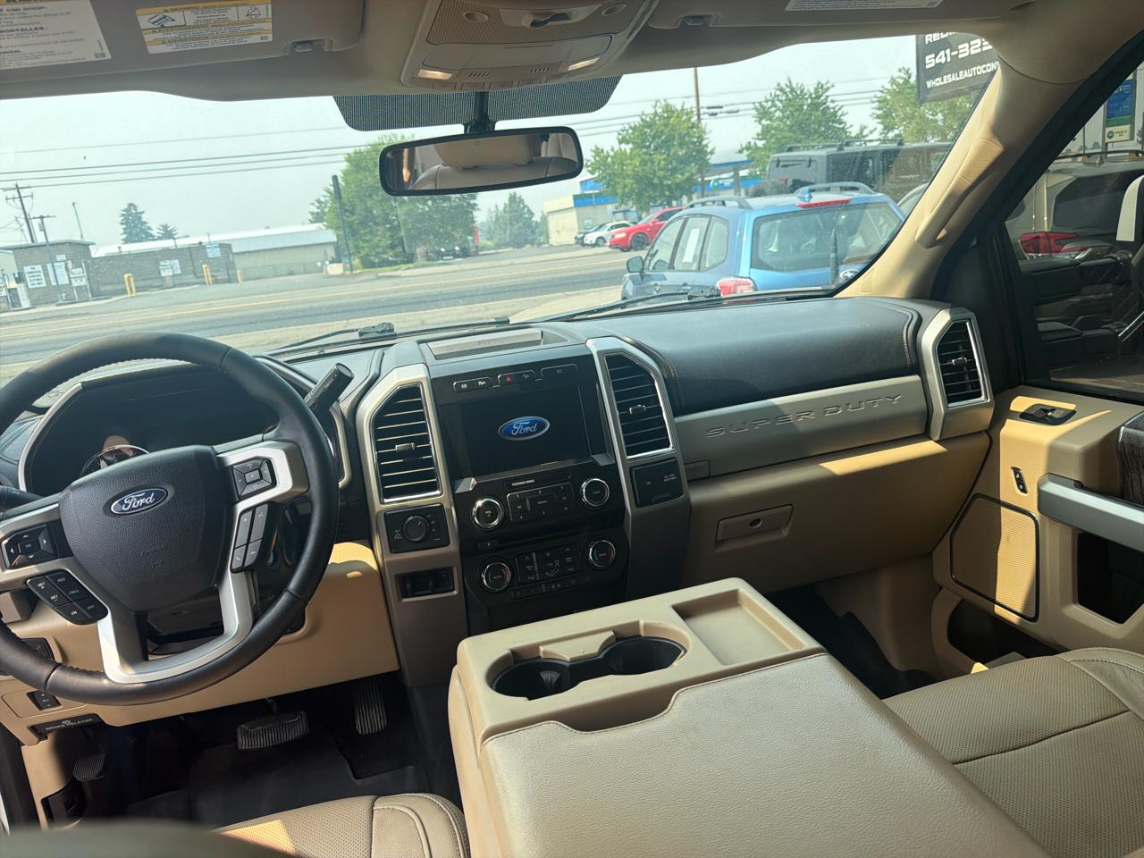 Ford F-350 SD Lariat Crew Cab 4WD 2018